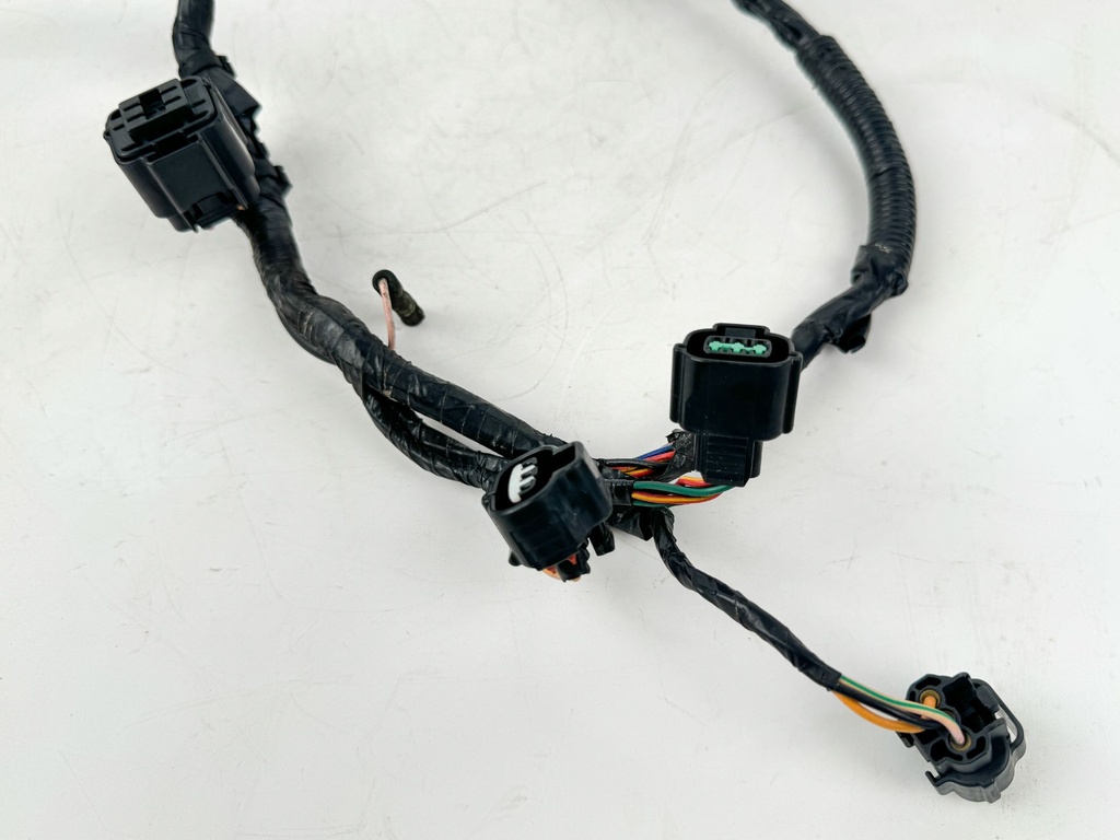 2005 Yamaha 115 HP 4 Stroke Outboard Engine Wire Harness 68V-82590-40-00 OEM