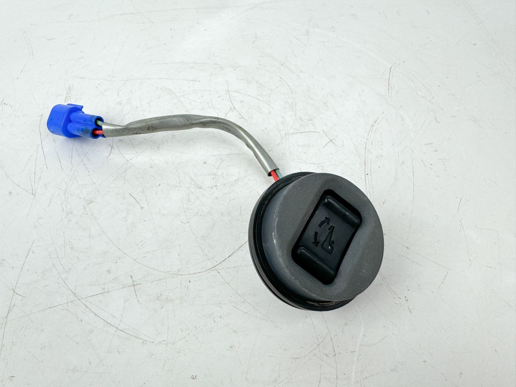 2005 Yamaha 115 HP 4 Stroke Outboard Trim Switch 63D-82563-11-00 OEM