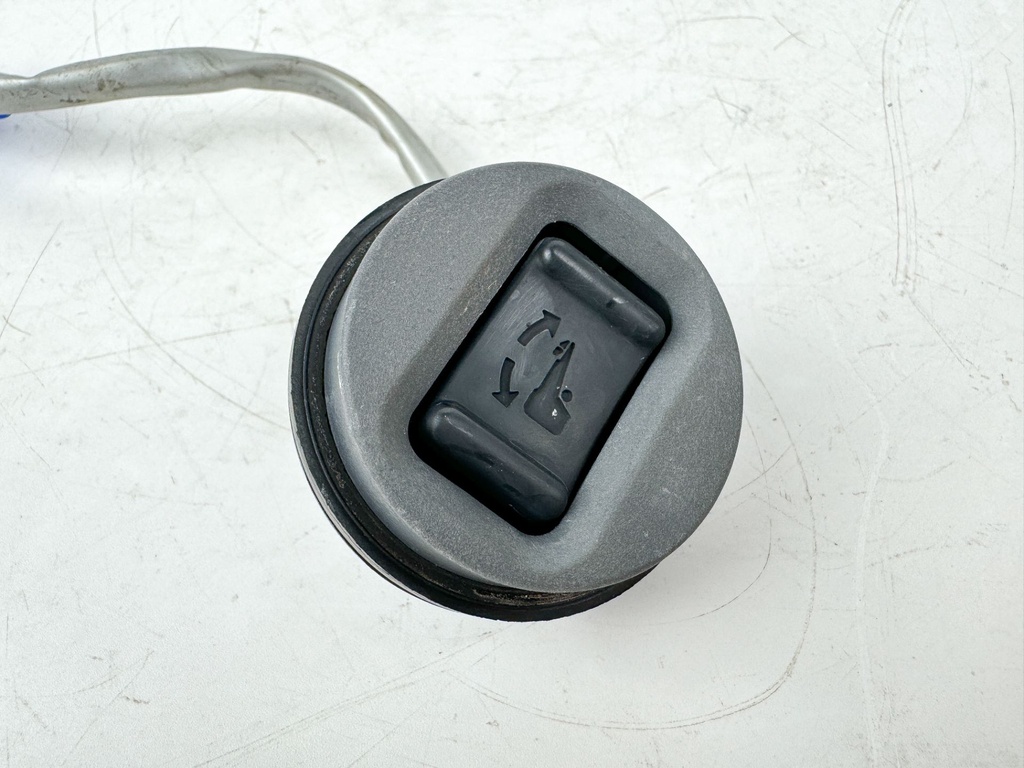 2005 Yamaha 115 HP 4 Stroke Outboard Trim Switch 63D-82563-11-00 OEM