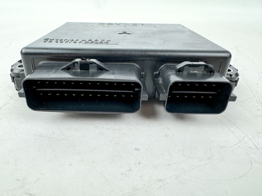 2005 Yamaha 115 HP 4 Stroke Outboard ECU Engine Control Unit 68V-8591A-21-00 OEM