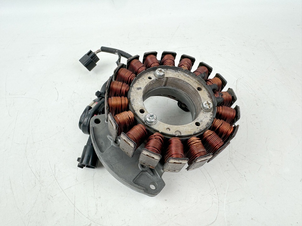 2005 Yamaha 115 HP 4 Stroke Outboard Coil Pulser Base Stator Assembly 68V-81460-00-00 OEM