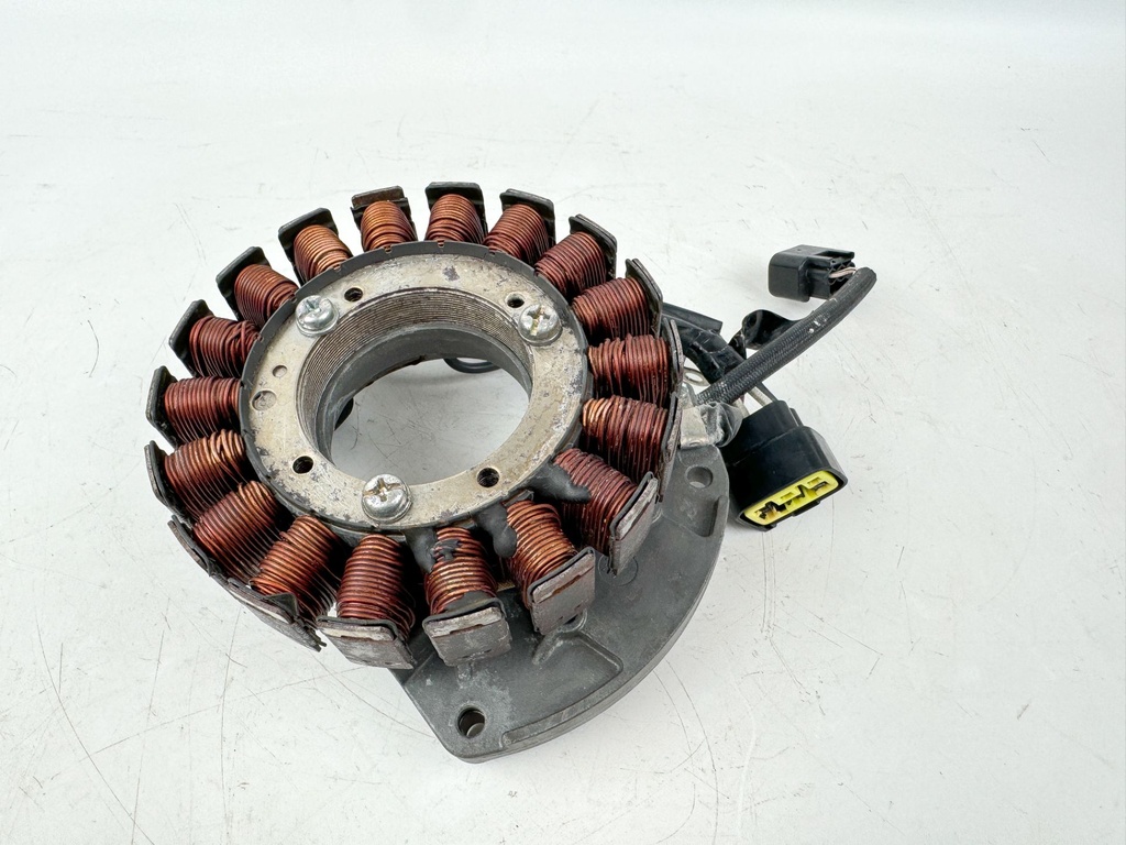 2005 Yamaha 115 HP 4 Stroke Outboard Coil Pulser Base Stator Assembly 68V-81460-00-00 OEM