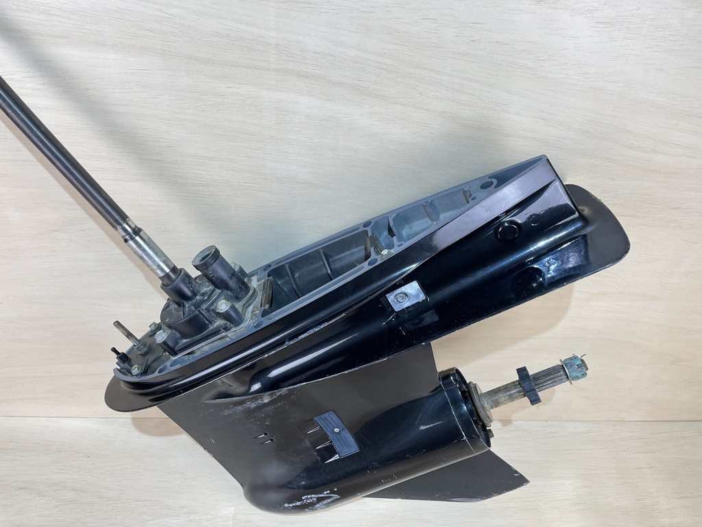 2006 Suzuki 150HP DF150 4 Stroke Outboard 25" Lower Unit Gear Case Assembly