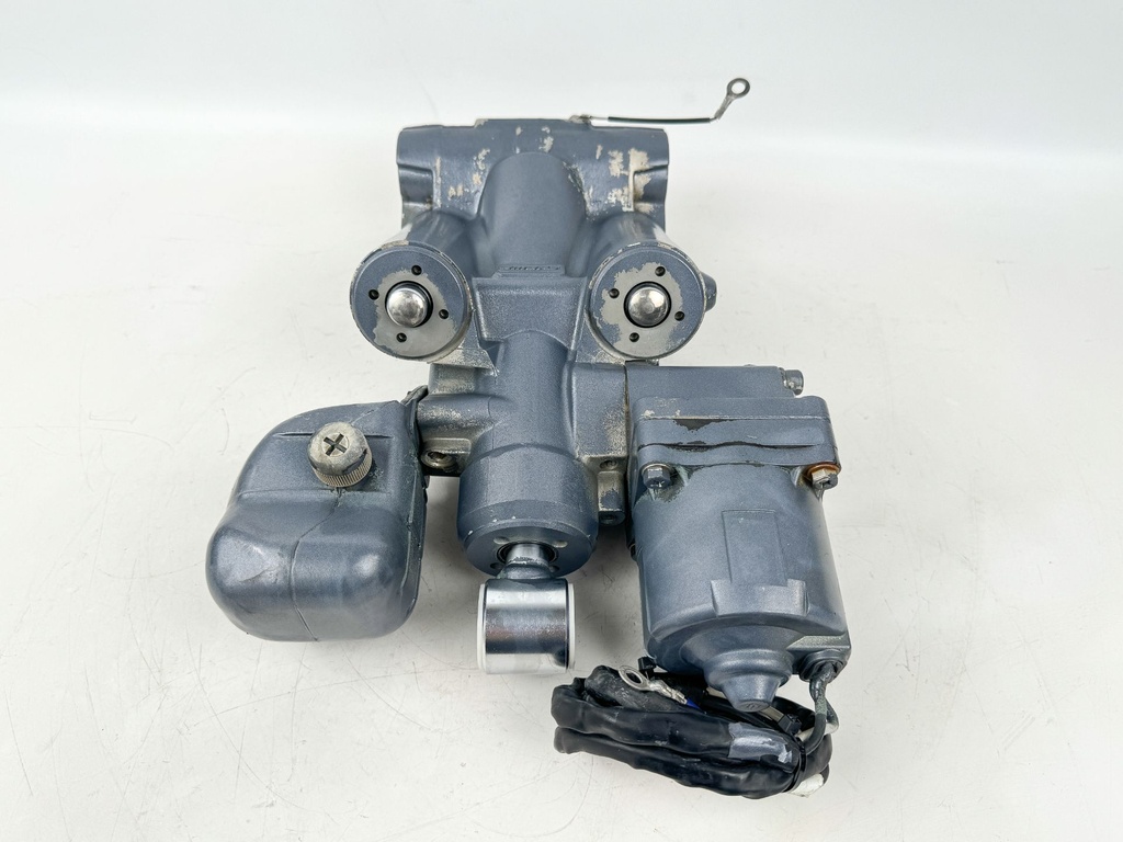 Yamaha 115HP Outboard Engine Power Trim & Tilt Unit Assembly 68V-43800-13-00