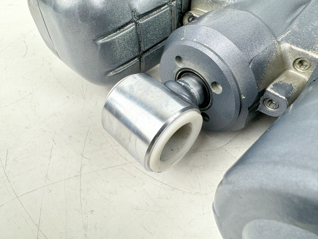 Yamaha 115HP Outboard Engine Power Trim & Tilt Unit Assembly 68V-43800-13-00