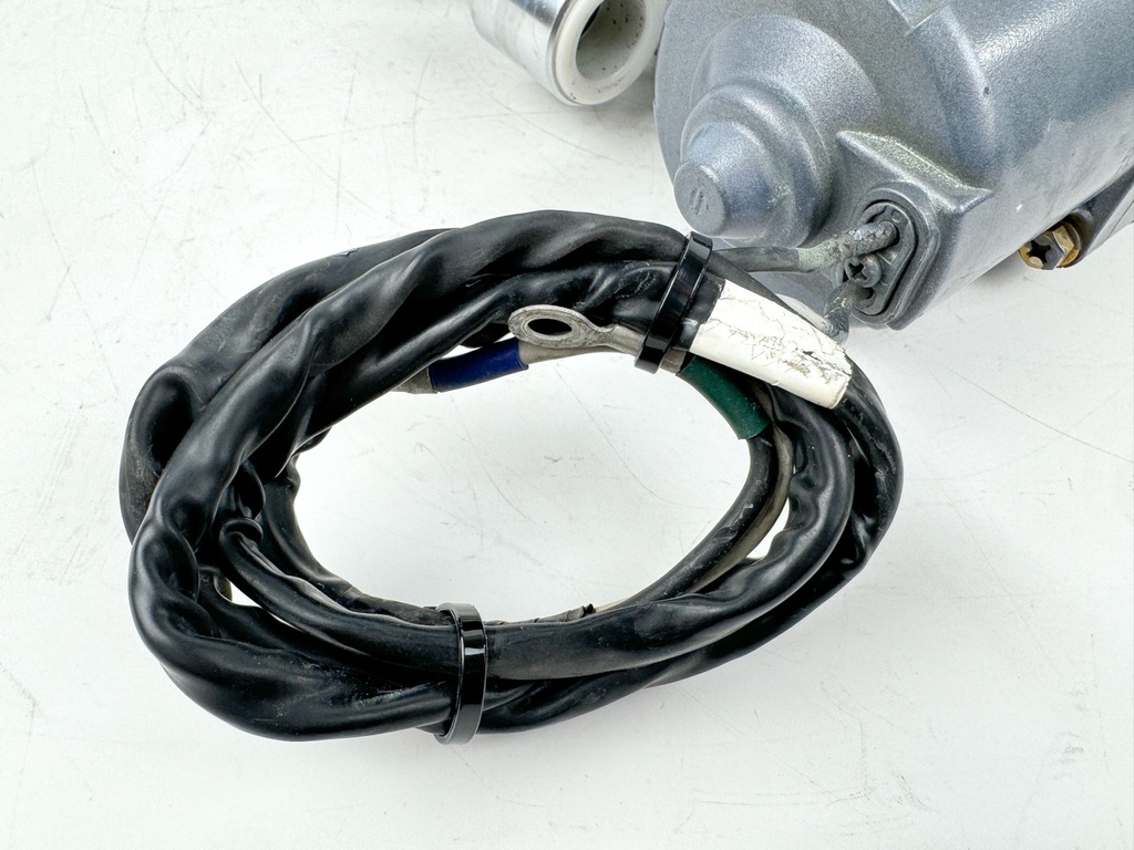 Yamaha 115HP Outboard Engine Power Trim & Tilt Unit Assembly 68V-43800-13-00