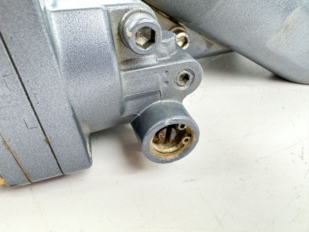 Yamaha 115HP Outboard Engine Power Trim & Tilt Unit Assembly 68V-43800-13-00