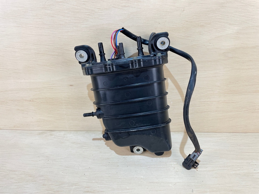 Mercury Verado 350HP FSM Fuel Supply Module Pump Assembly 880596T06