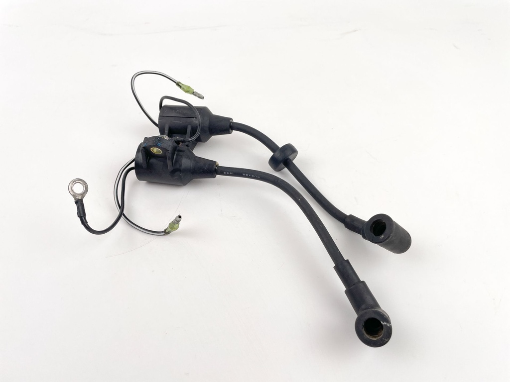 1997 Yamaha 15 HP 2 Stroke Outboard Ignition Coil Set 63V-85570-00-00 OEM