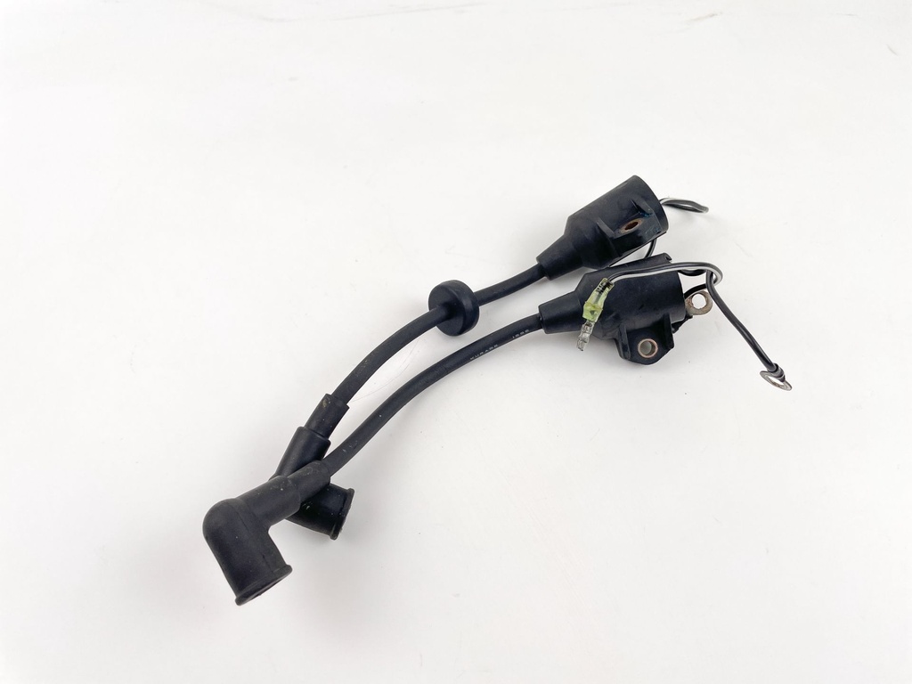 1997 Yamaha 15 HP 2 Stroke Outboard Ignition Coil Set 63V-85570-00-00 OEM