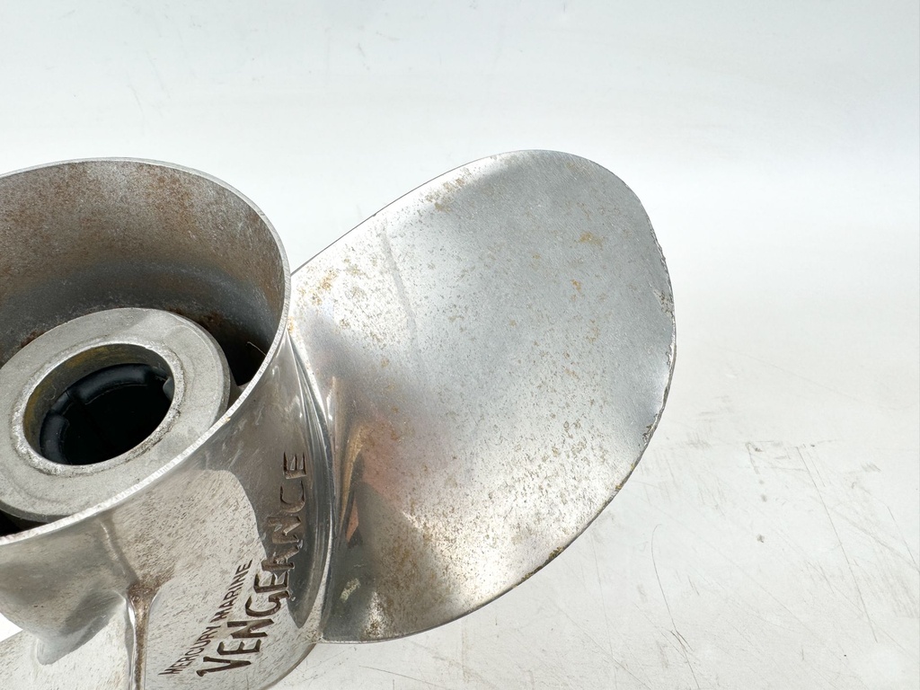 Mercury Marine Vengeance Propeller 3 x 13 3/8'' x 14P RH 48-17314 14P