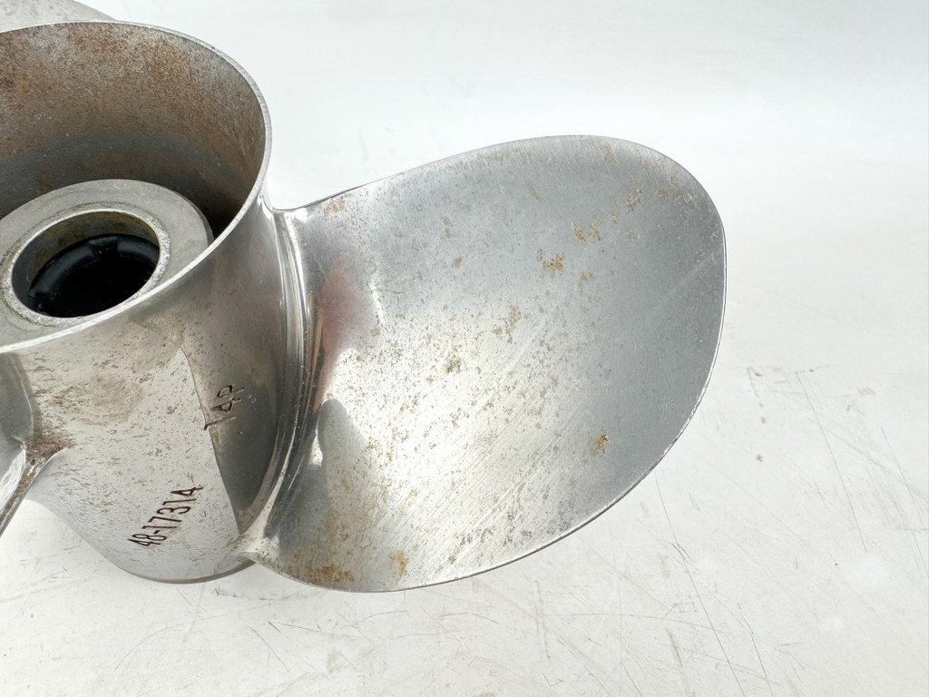 Mercury Marine Vengeance Propeller 3 x 13 3/8'' x 14P RH 48-17314 14P