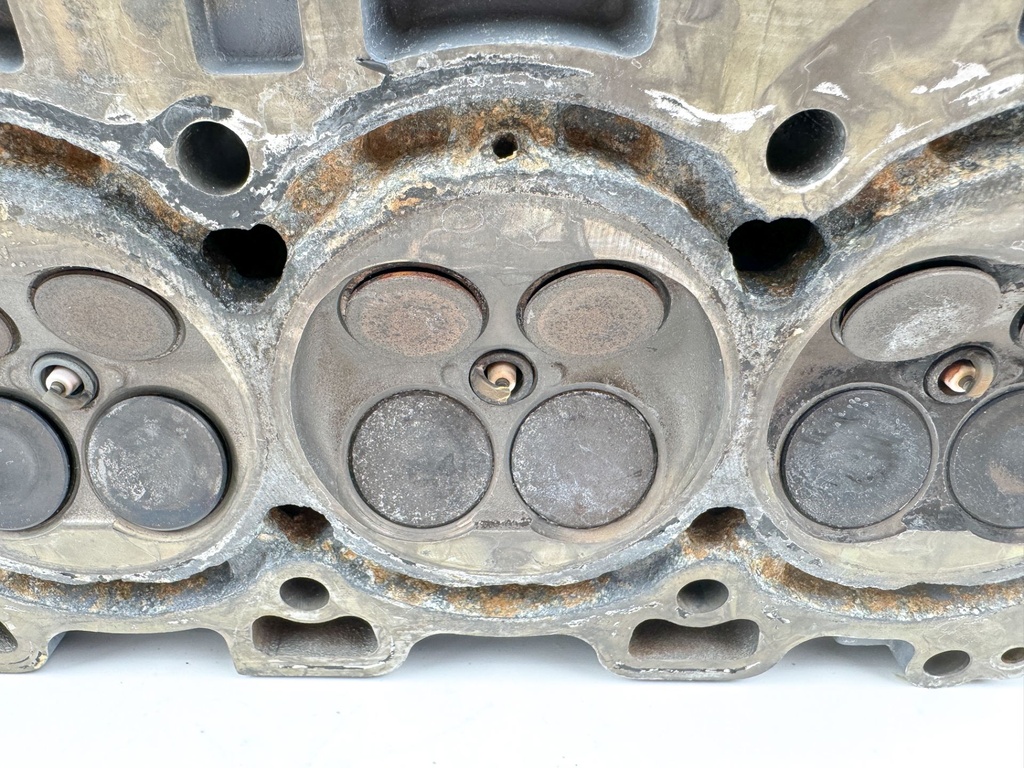 2000-2011 Yamaha 115HP 4 Stroke Outboard Cylinder Head 68V-W009A-01-1S - Parts