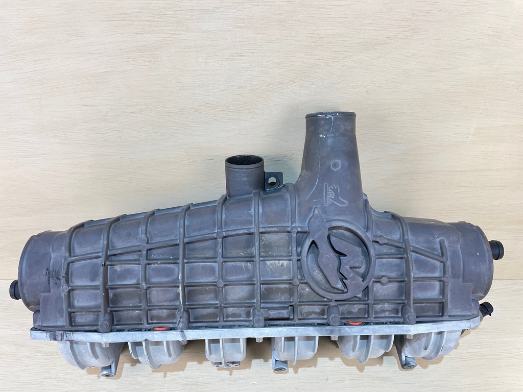 Mercury Verado 350HP CAC Charge Cooler Intake Manifold 8M0059021