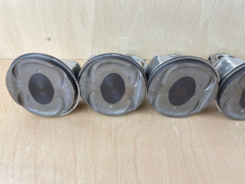 2019 Yamaha 300HP F300 Outboard 4 Stroke STD Piston Assembly Set 6CE-11631-02-00