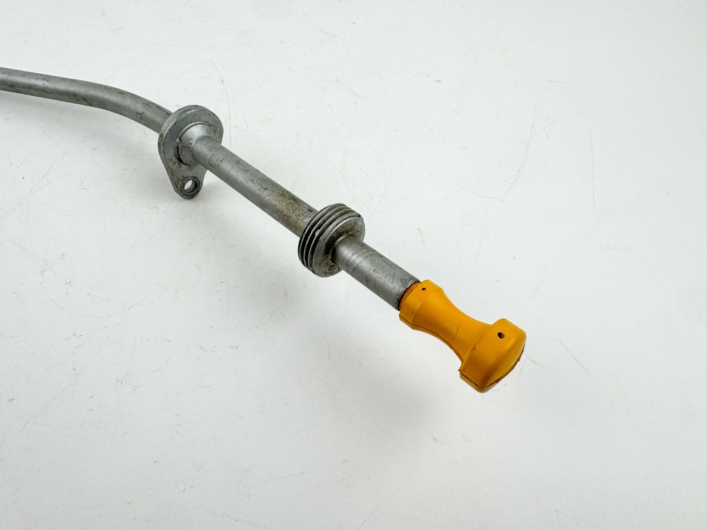 2003 Yamaha 225 HP 4 Stroke Outboard Oil Dipstick 69J-15362-00-00 OEM