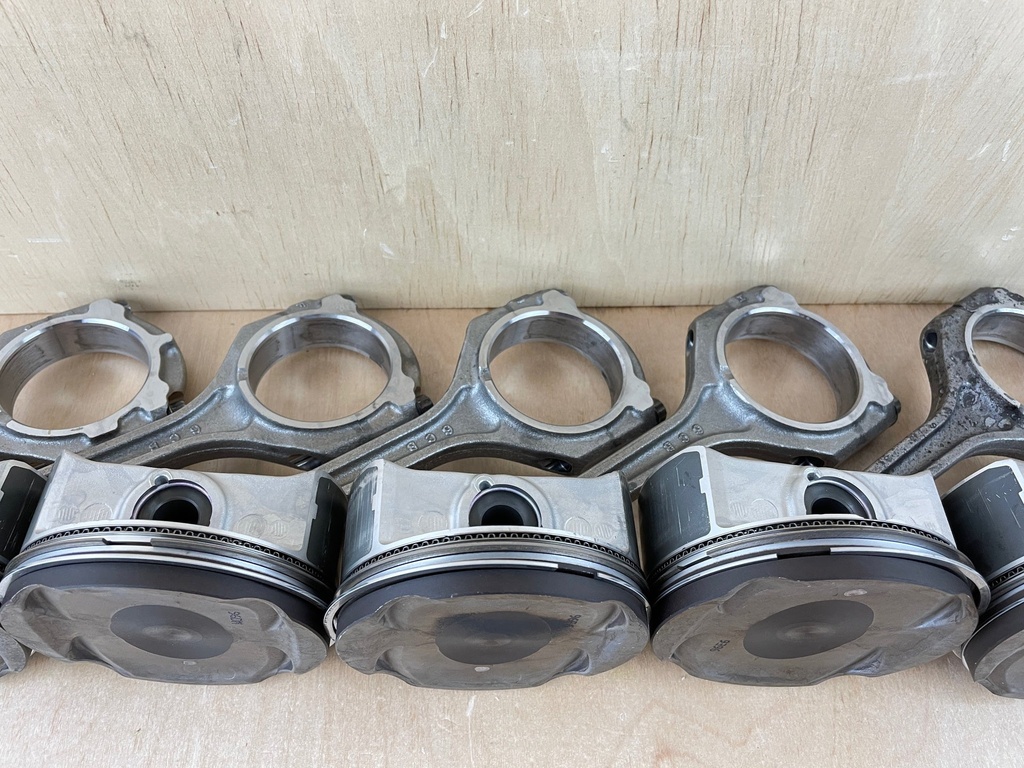 2019 Yamaha 300HP F300 Outboard 4 Stroke STD Piston Assembly Set 6CE-11631-02-00