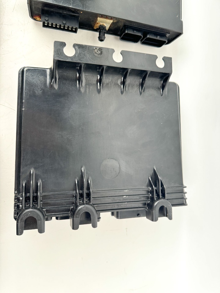 Evinrude Johnson EMM / ECU Lot of 7 PARTS OR REPAIR AS IS