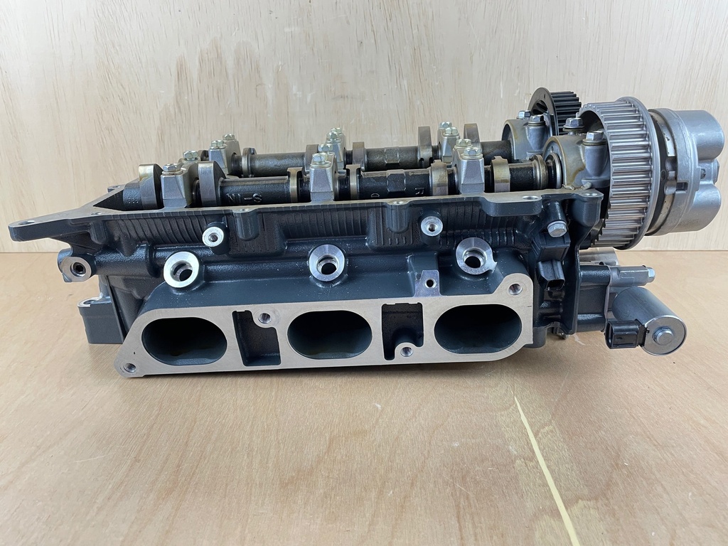 2019 Yamaha 300HP F300 Outboard Starboard Cylinder Head Assembly 6CE-W009A-03-9S