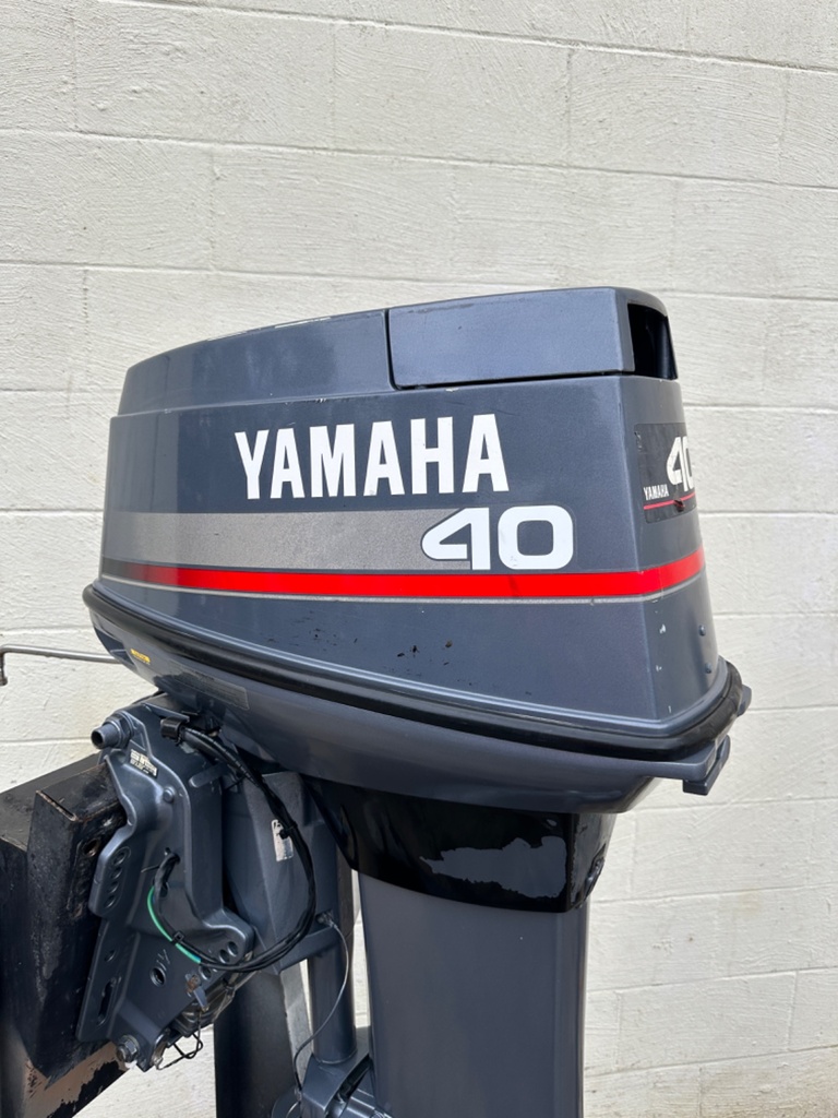 2001 Yamaha 40 HP 2 Stroke Outboard Outboard Engine Complete OEM