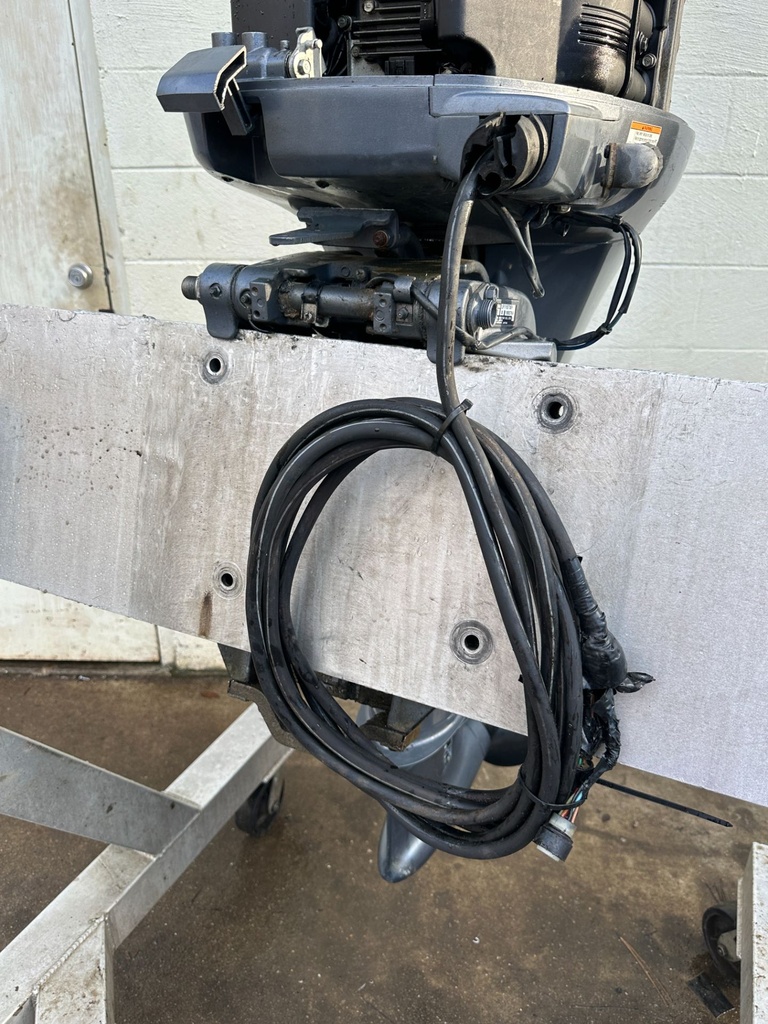 2008 Yamaha 115 HP 4 Stroke Outboard Engine Complete OEM