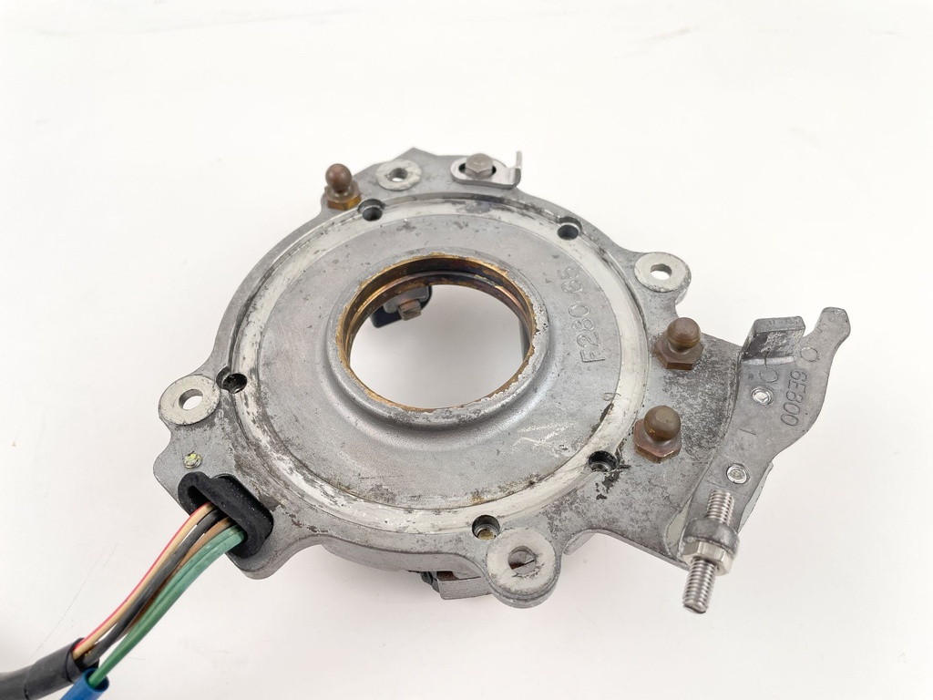 1986 Yamaha 15 HP 2 Stroke Outboard Coil Pulser Base Stator Assembly 6E7-85560-A0-00 OEM