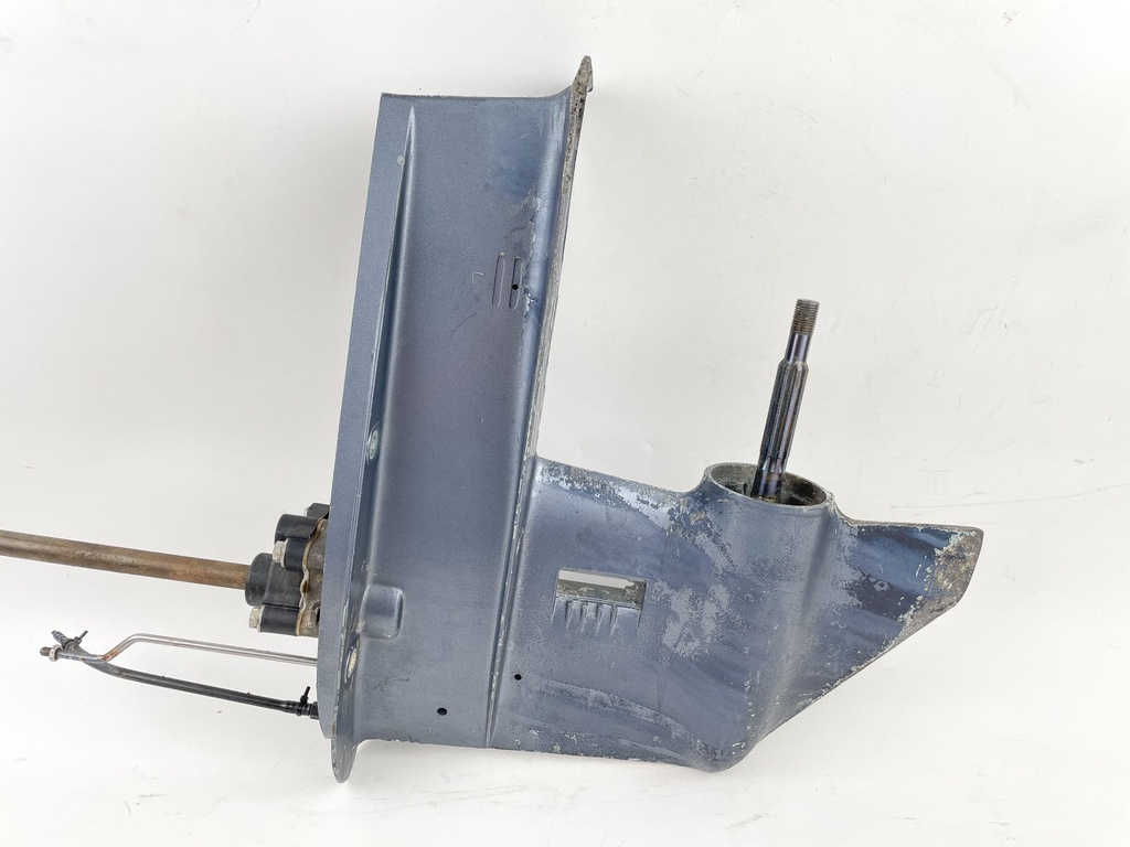 1990 Yamaha 30 HP 2 Stroke Outboard Lower Unit Gear Case 6J8-45300-14-EK OEM