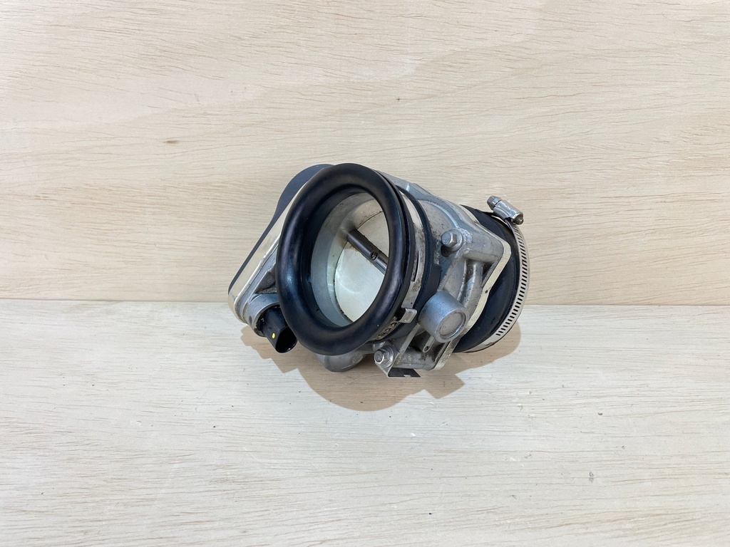 Mercury Verado 350HP Outboard Engine Throttle Body Assembly 880576T06