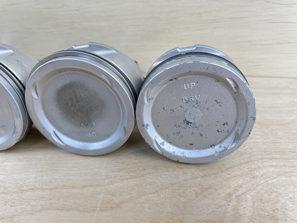 2003 Yamaha 115HP 4 Stroke Outboard Engine Piston Set Assembly 68V-W1164-02-00