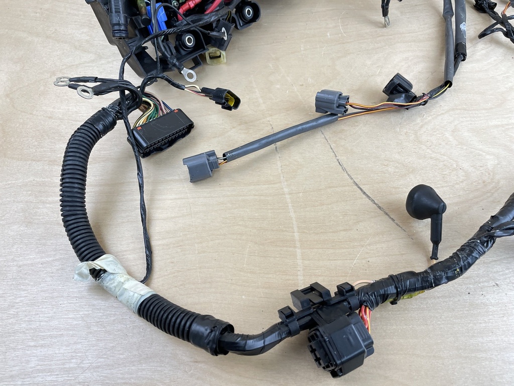 2003 Yamaha 115HP 4 Stroke Engine Wiring Harness 1 & 2 68V-82590-20-00