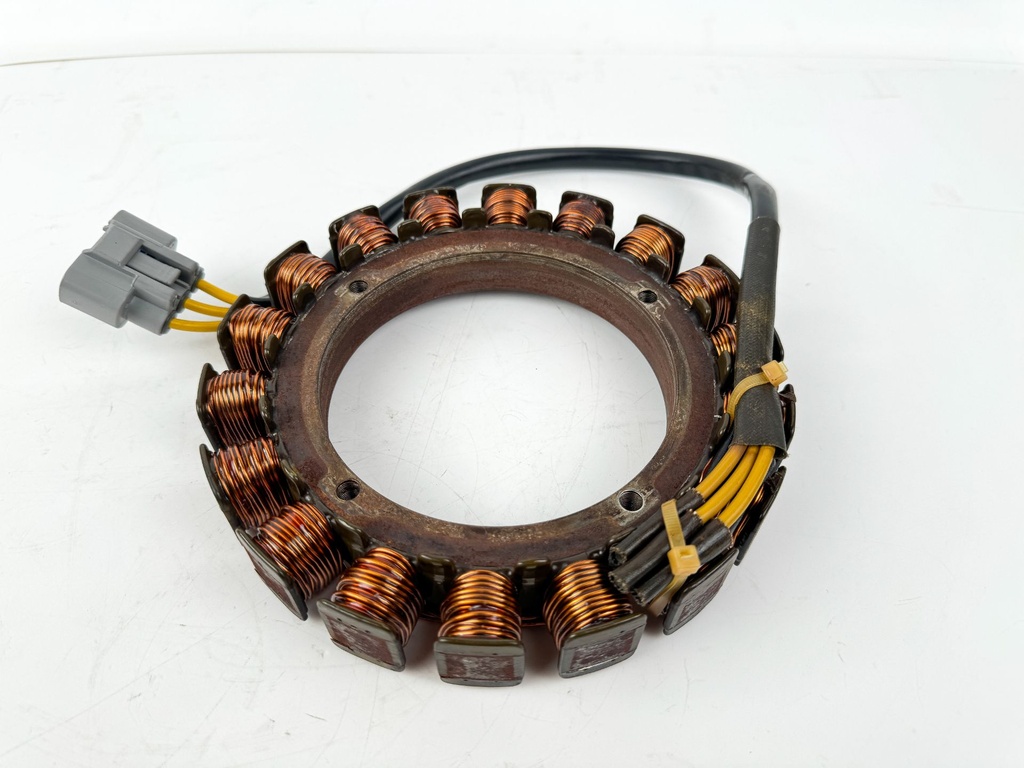 2018 Suzuki 150 HP 4 Stroke Outboard Stator Charging Coil 32120-96J00 OEM