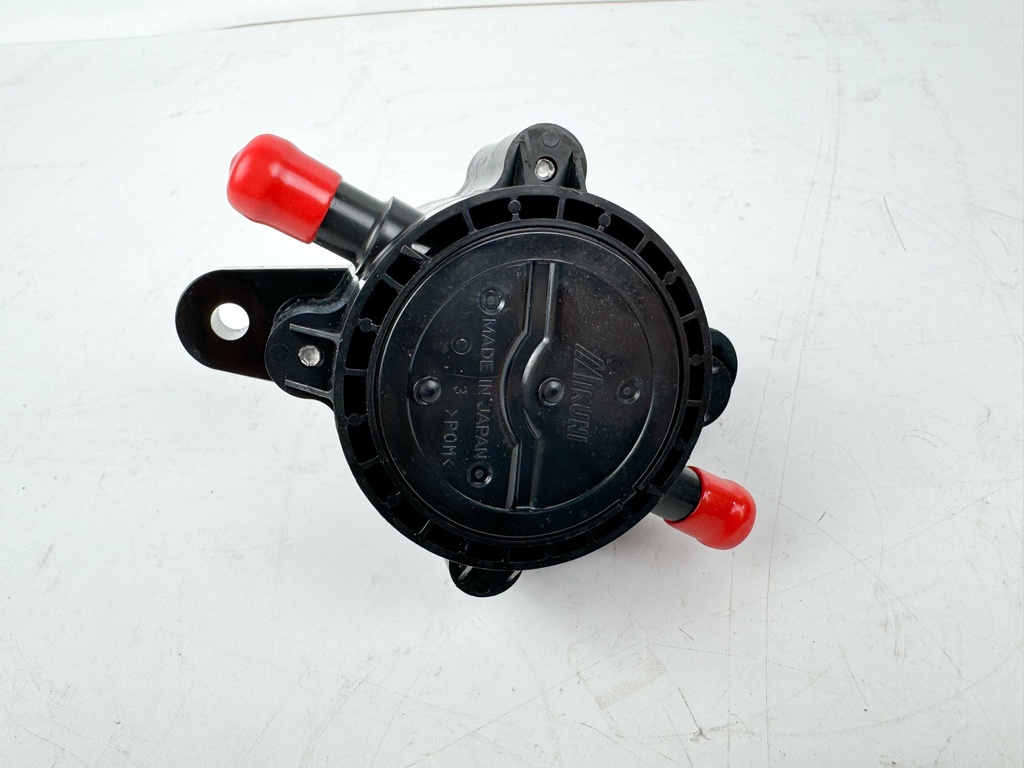 2018 Suzuki 150 HP 4 Stroke Outboard Fuel Pump 15100-96J01 OEM