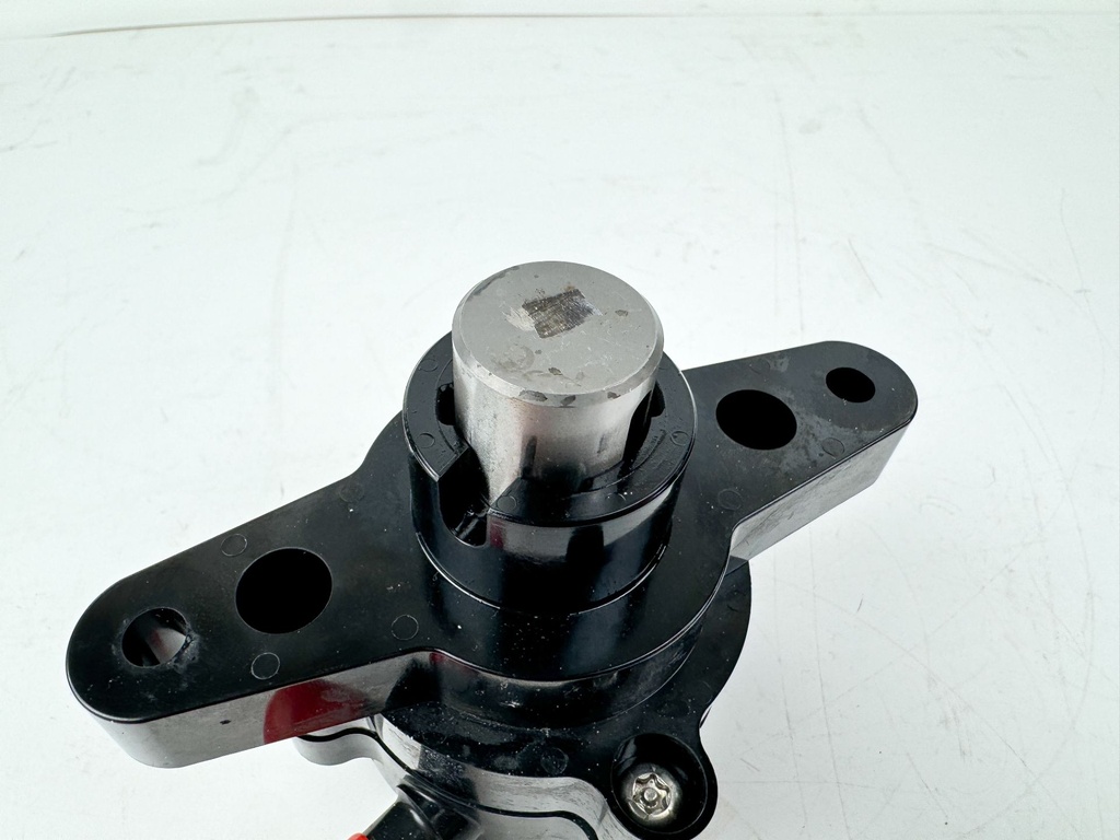 2018 Suzuki 150 HP 4 Stroke Outboard Fuel Pump 15100-96J01 OEM