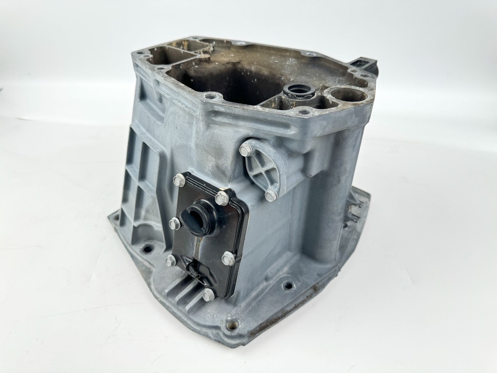 2018 Suzuki 150 HP 4 Stroke Outboard Oil Pan 11501-96J03-YAY OEM