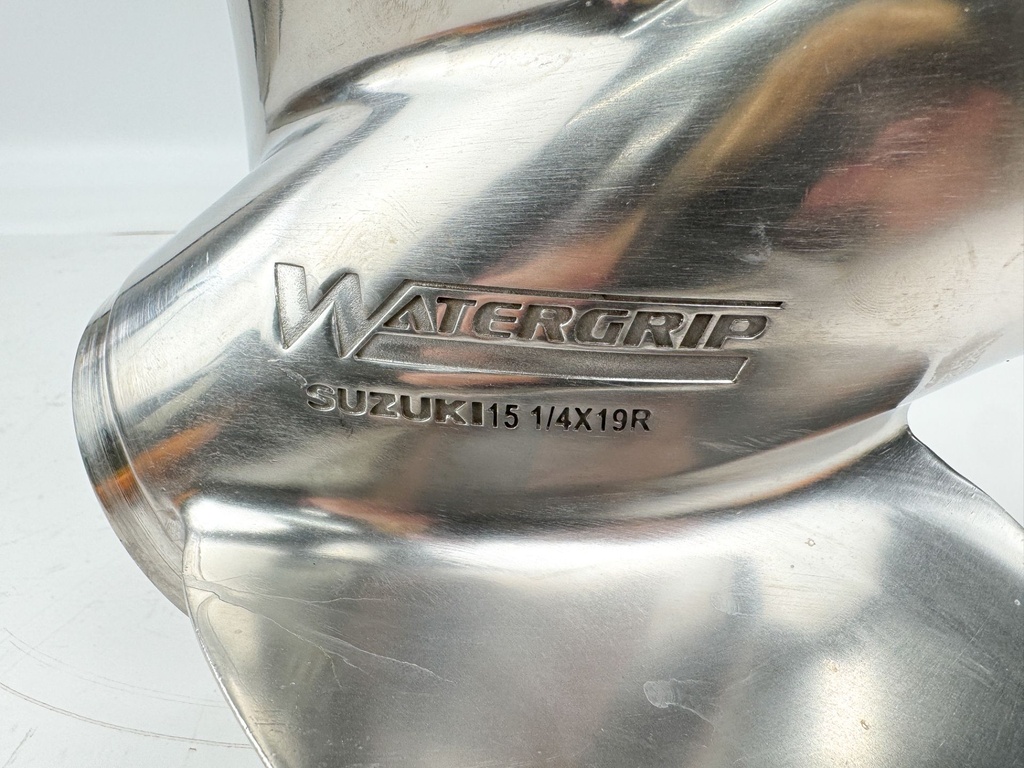 Suzuki Stainless Steel Prop 3 Blade Water Grip 3 x 15 1/4" x 19P - Repair