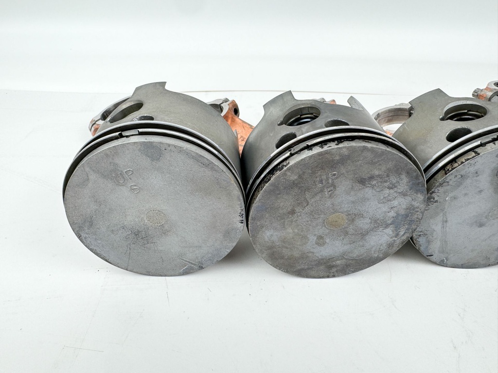 1999 Mercury 200 HP 2 Stroke Outboard Piston & Connecting Rod Set 9738T9 OEM