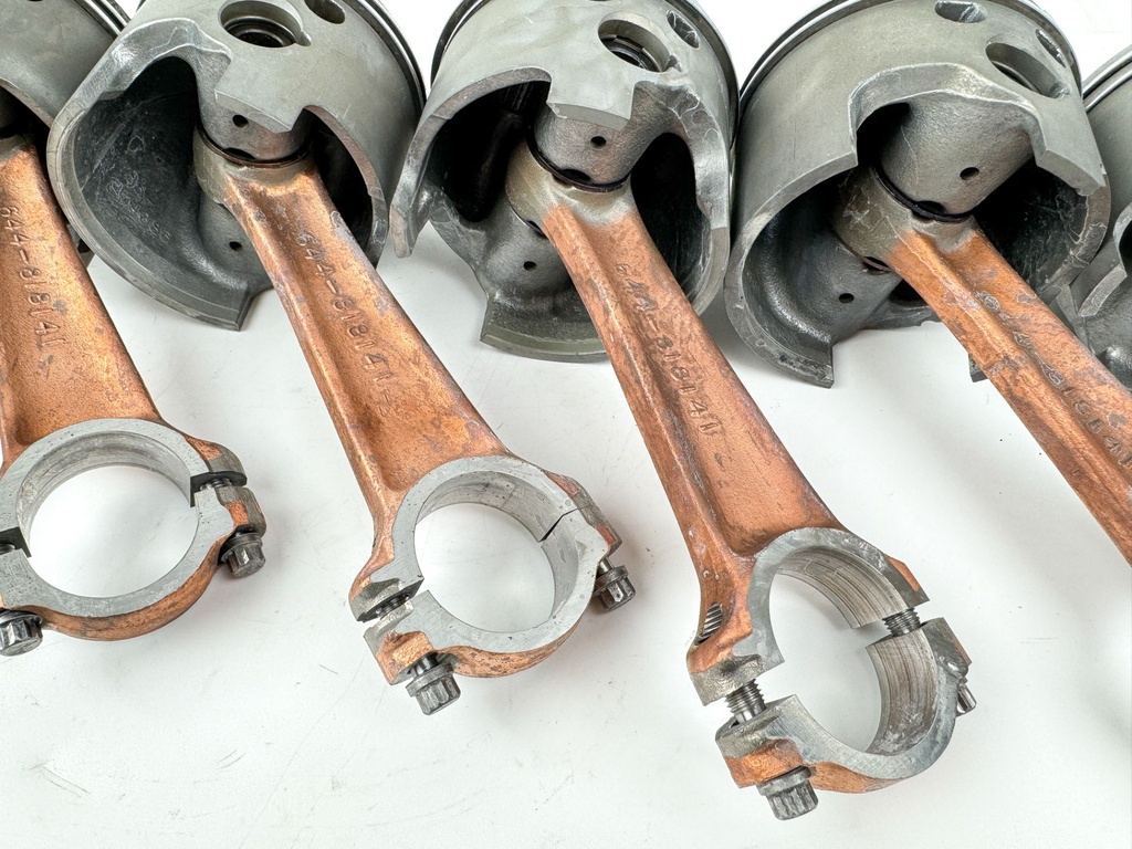 1999 Mercury 200 HP 2 Stroke Outboard Piston & Connecting Rod Set 9738T9 OEM