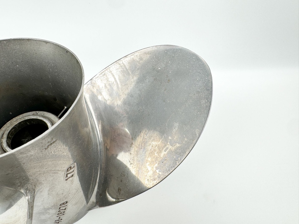 Mercury 48-18278A46 15 1/2 x 17 Propeller Outboard Engine Standard Rotation RH