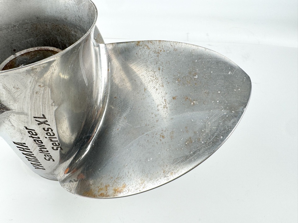 Yamaha Saltwater Series XL Stainless Steel Prop 16 1/4" x 17P F350 Hub