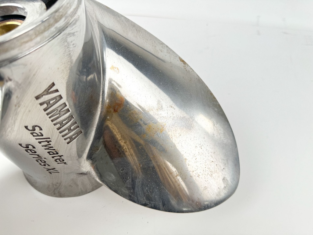 Yamaha Saltwater Series XL Stainless Steel Prop 16 1/4" x 17P F350 Hub