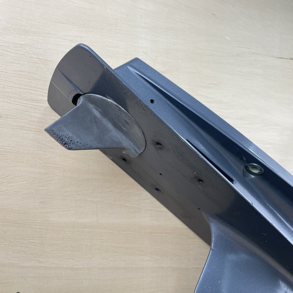 2003 Yamaha 115HP 4 Stroke Outboard 25" Lower Unit Gearcase Assembly 68V-45300-34-8D