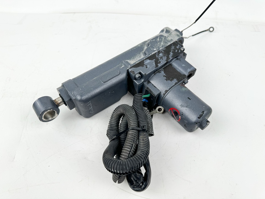 2001 Yamaha 15 HP 4 Stroke Outboard Power Trim Tilt Unit 69A-43840-00-4D OEM