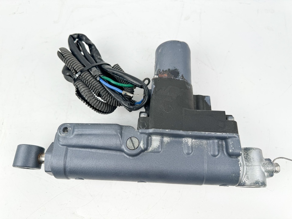 2001 Yamaha 15 HP 4 Stroke Outboard Power Trim Tilt Unit 69A-43840-00-4D OEM