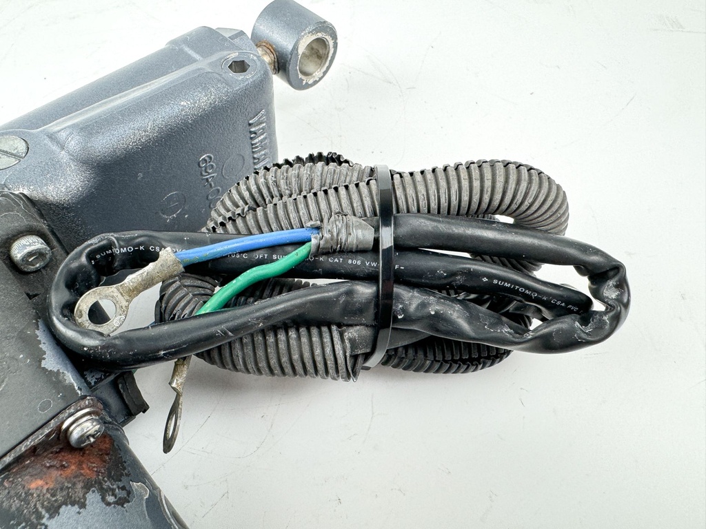 2001 Yamaha 15 HP 4 Stroke Outboard Power Trim Tilt Unit 69A-43840-00-4D OEM