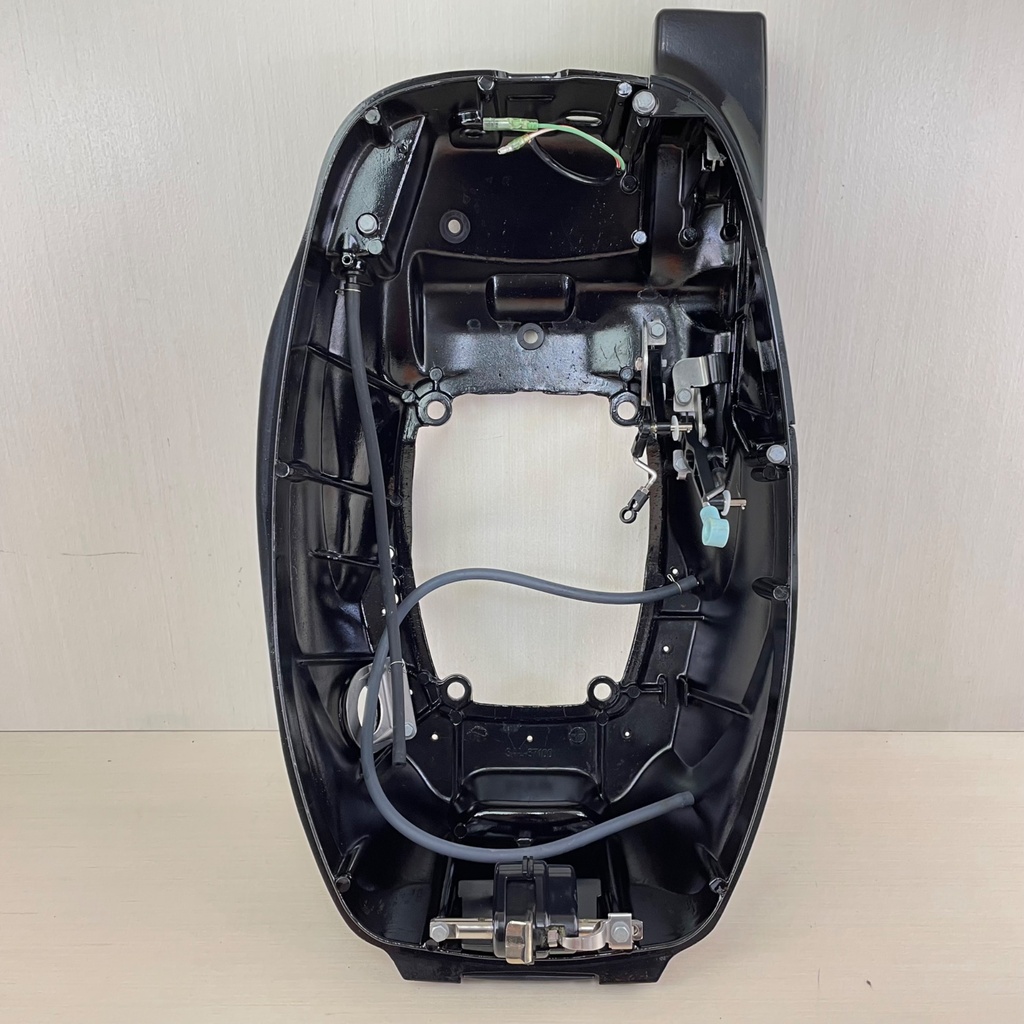 2009 Mercury 25HP 4 Stroke Bottom Cowl Pan Assembly 896113T