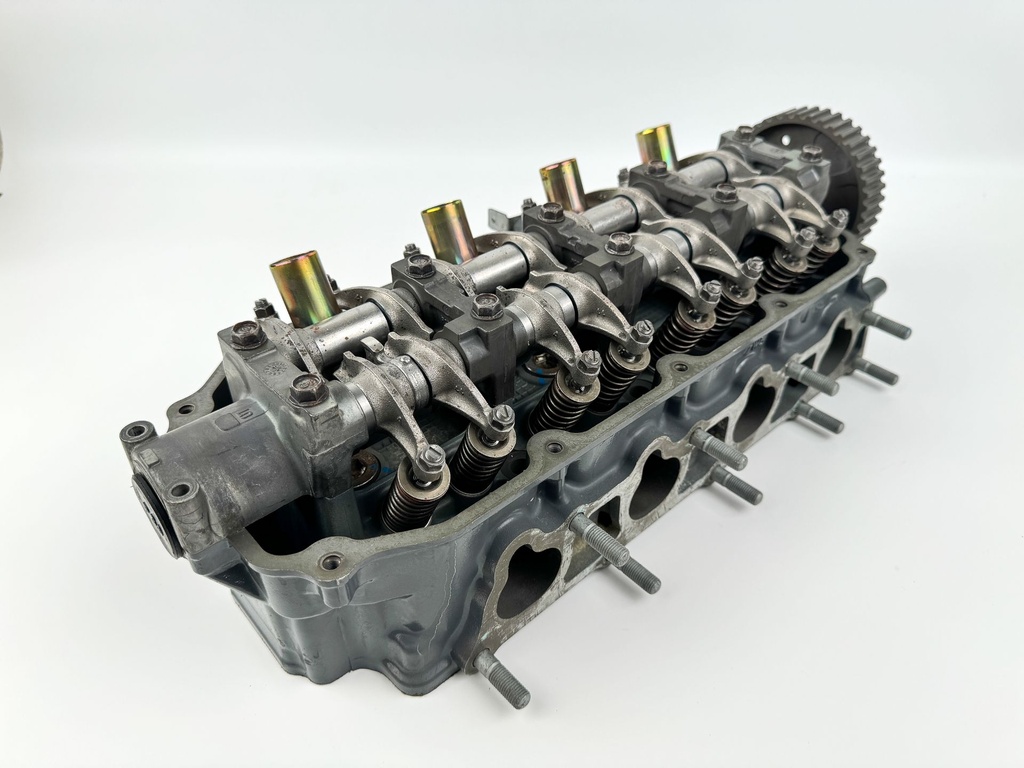 2004 Honda 130 HP 4 Stroke Outboard Cylinder Head 12215-ZW5-010ZA OEM