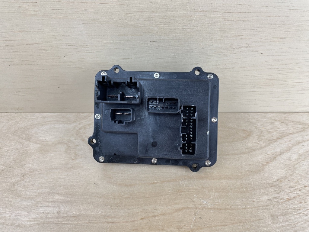 2006 Yamaha 250HP 4 Stroke Outboard Fuse Box Assembly 6P2-82170-03-00