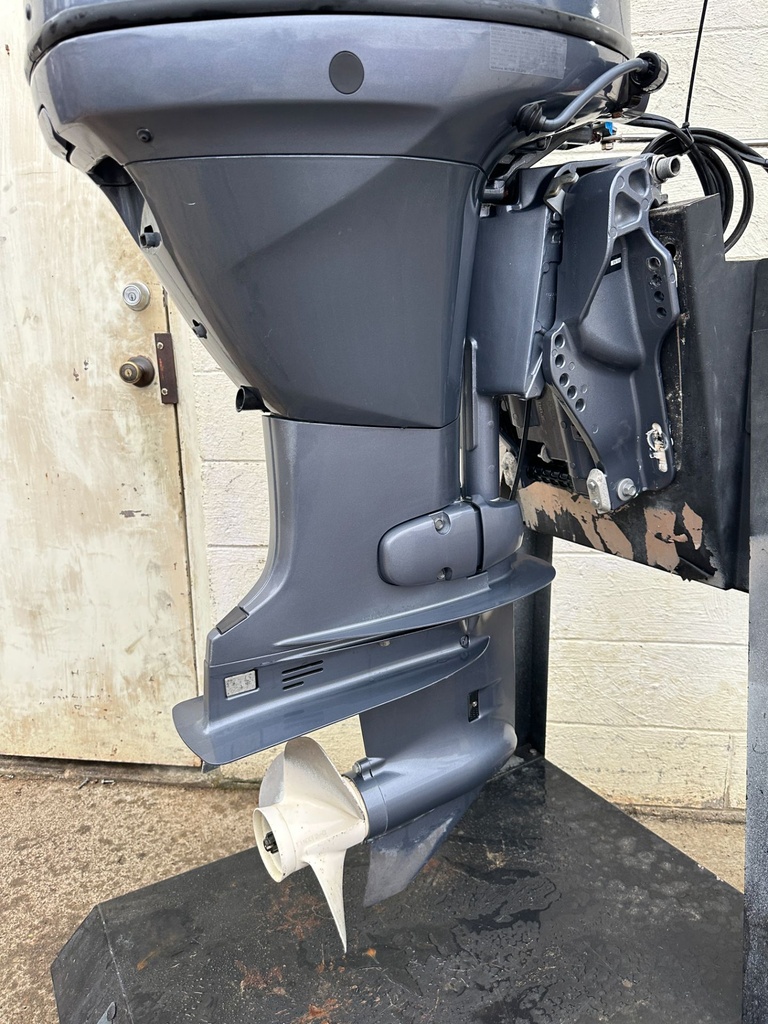2011 Yamaha 60HP 4 Stroke Outboard Engine With 20" Shaft - 48 Hours