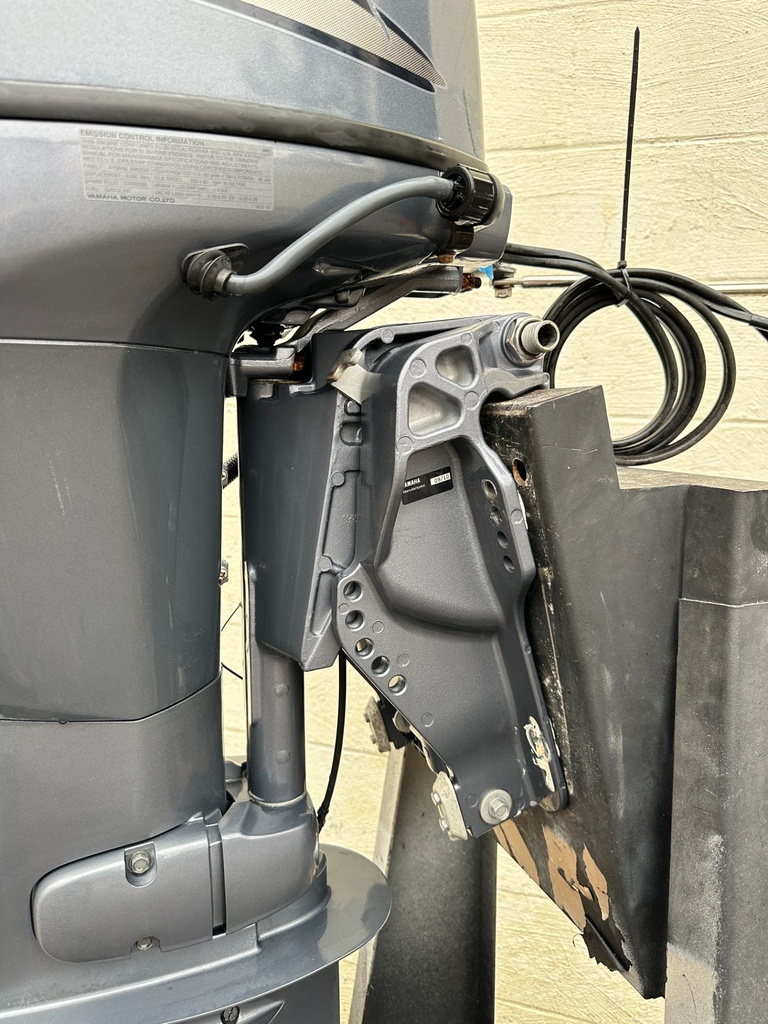 2011 Yamaha 60HP 4 Stroke Outboard Engine With 20" Shaft - 48 Hours