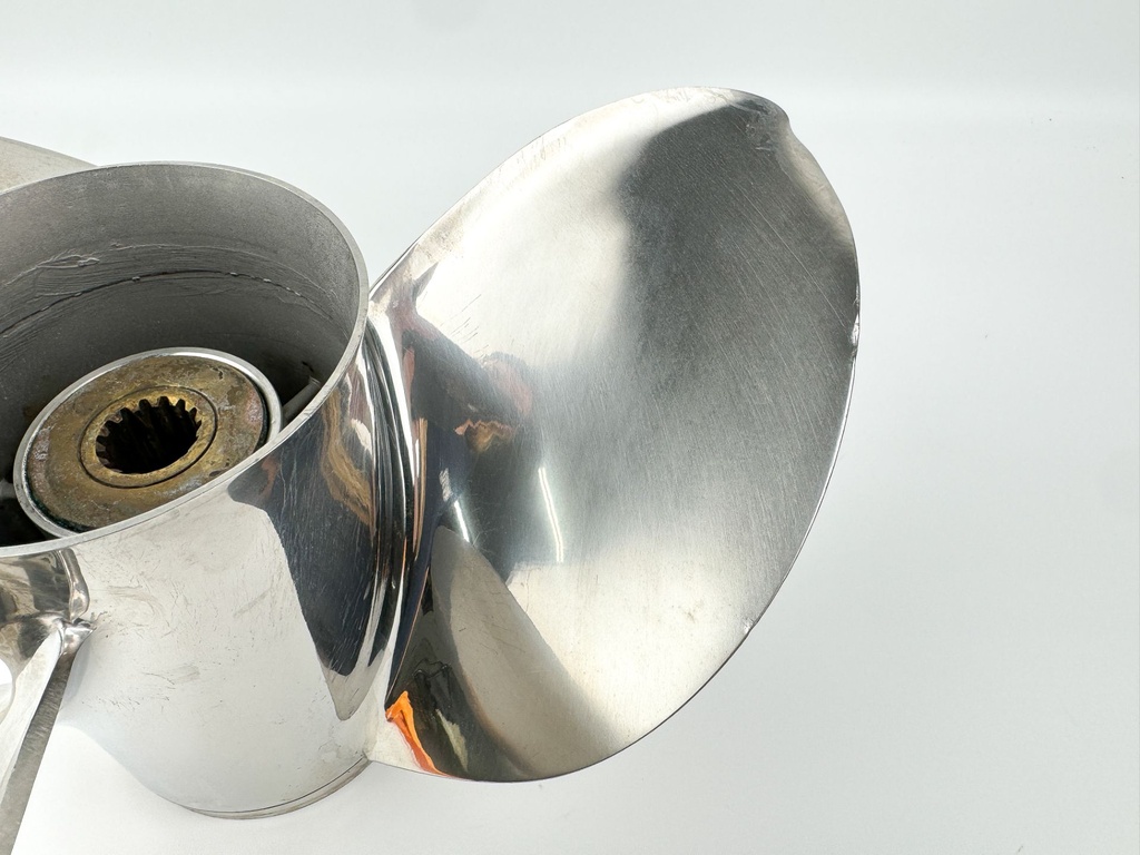 Suzuki Stainless Steel Prop Propeller 3 x 16" x 20P - Repair